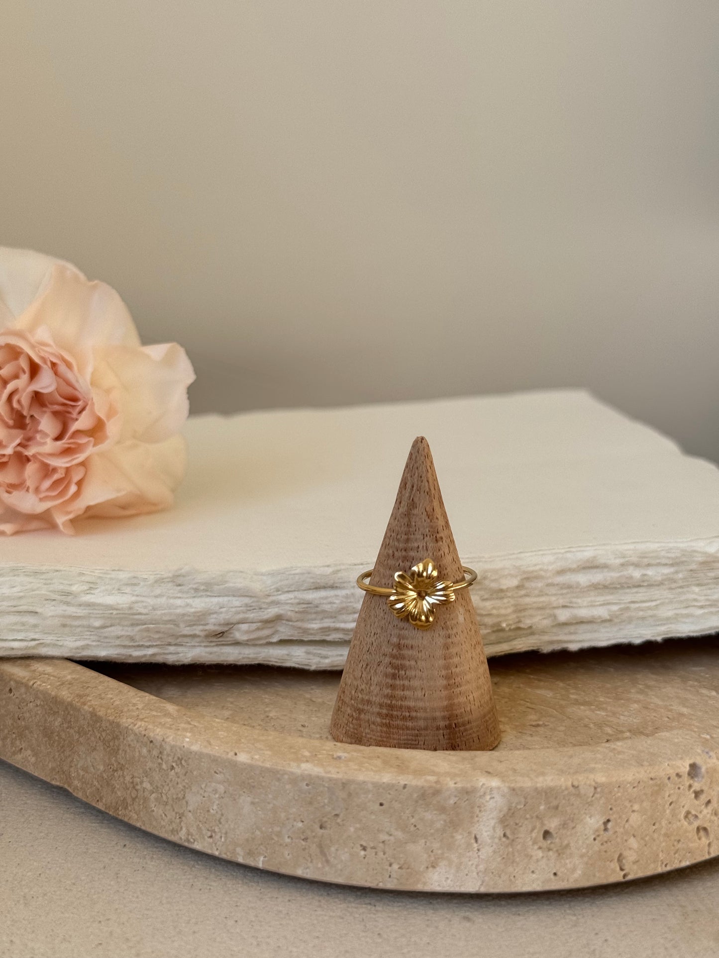 Bague fleur, KIM