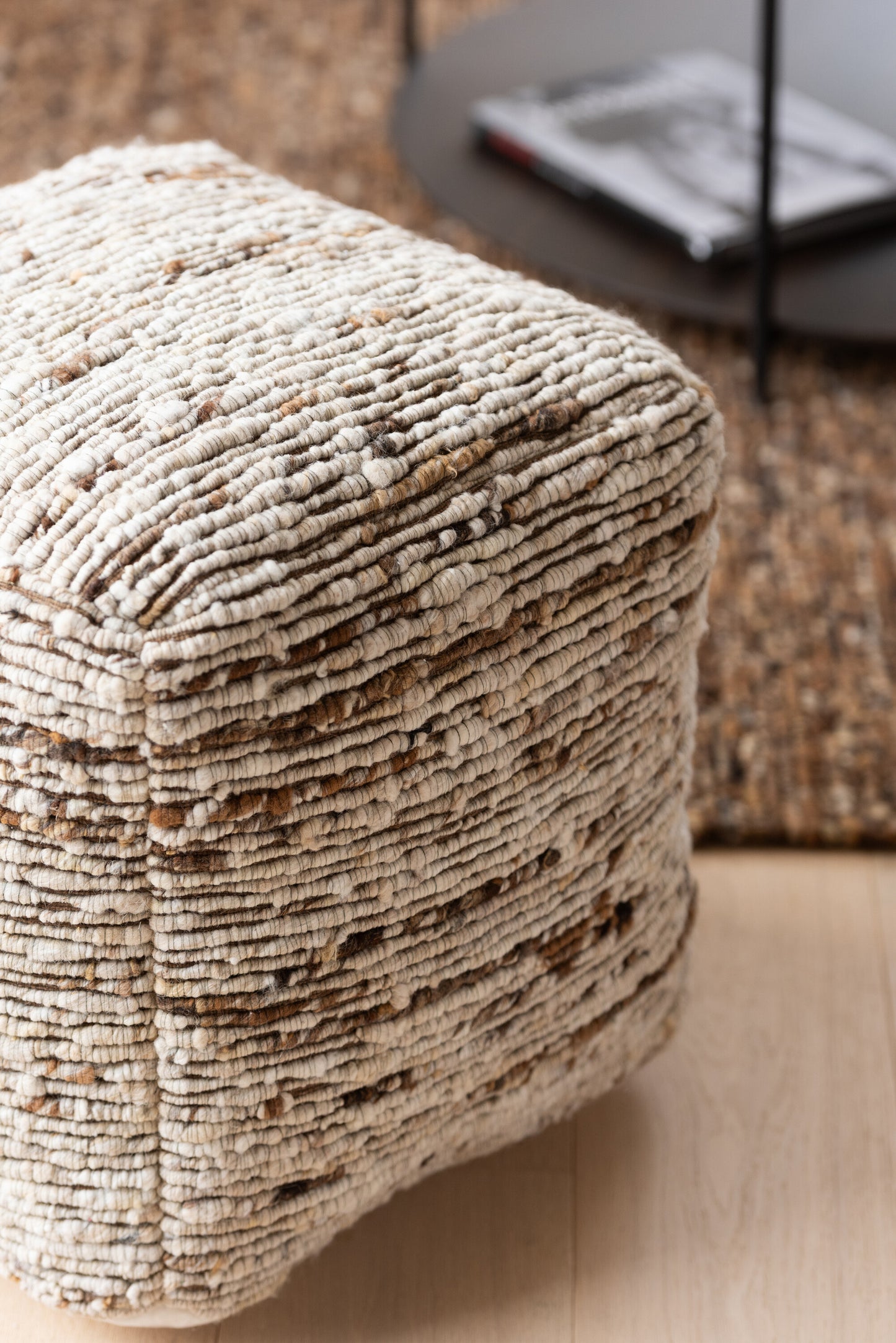Pouf en laine