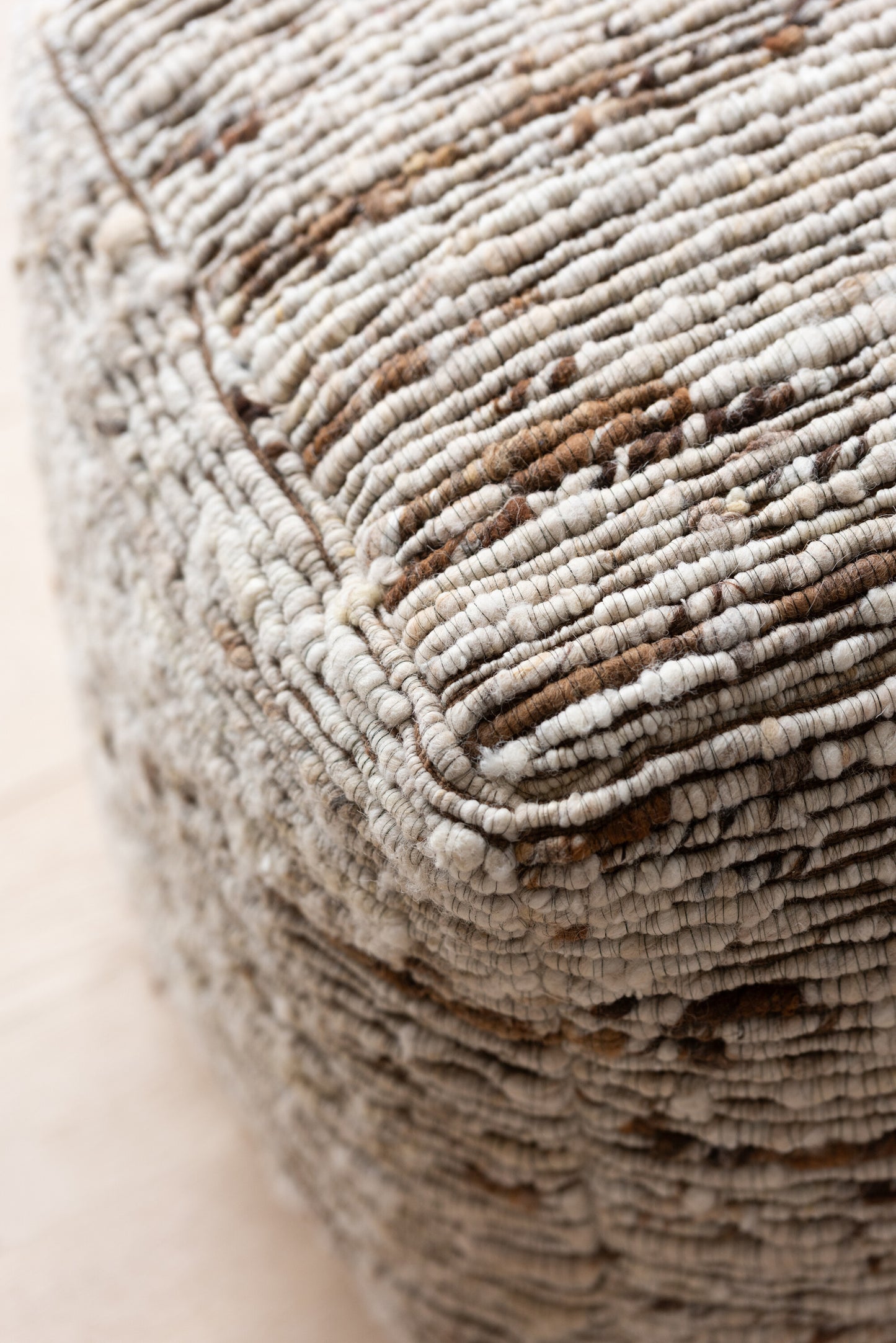 Pouf en laine