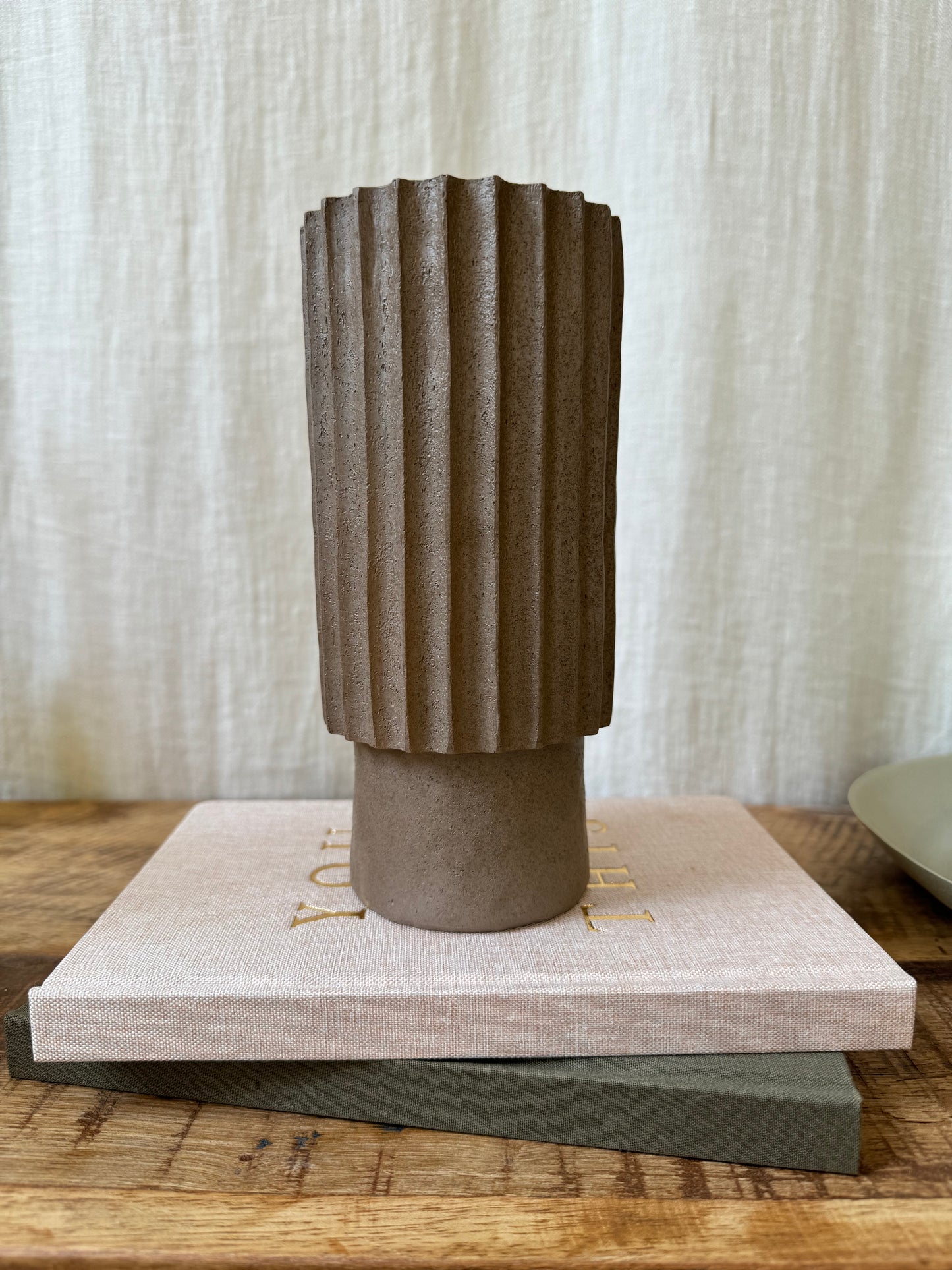 Vase marron, POLI