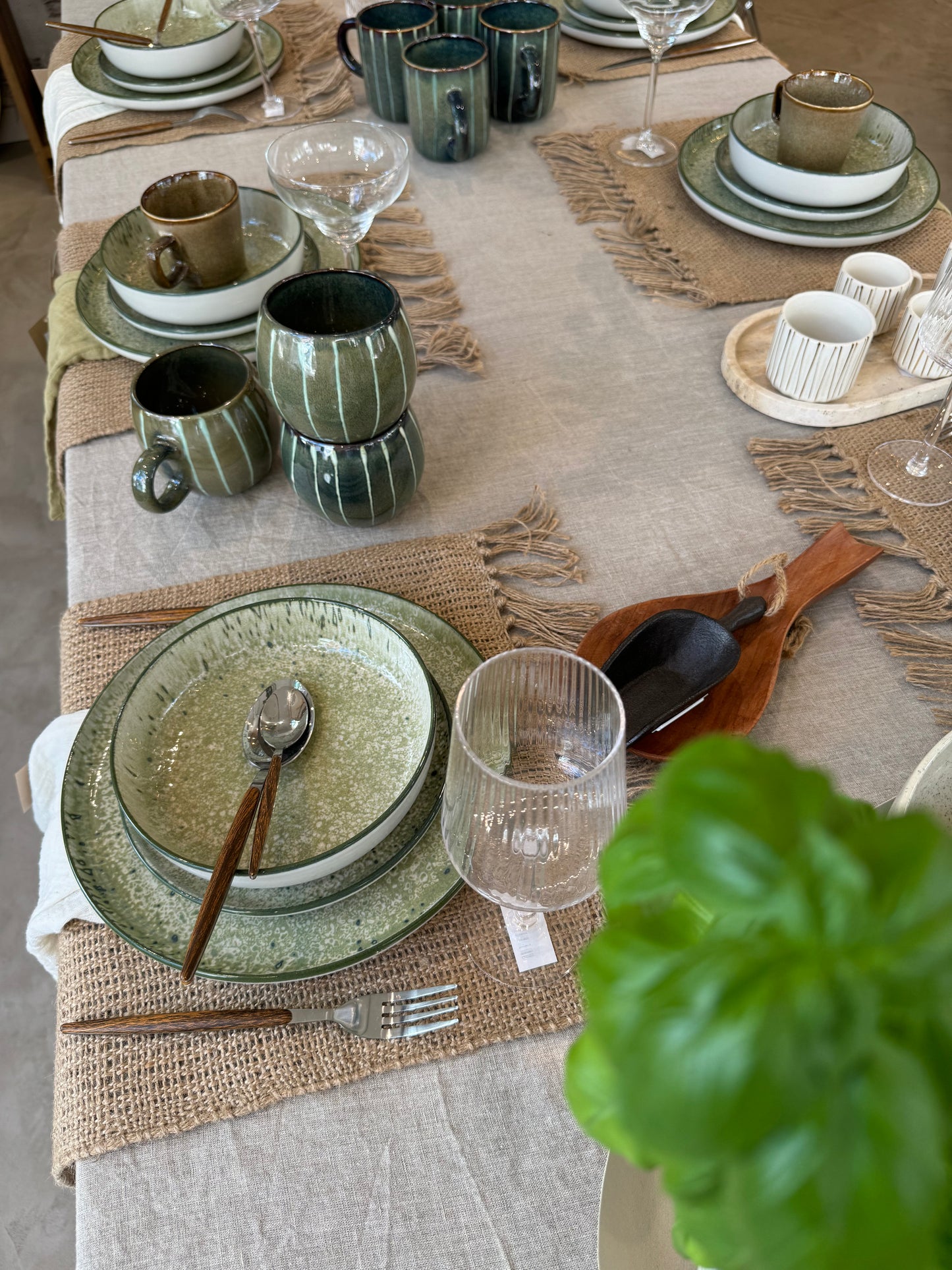 Assiette à dîner grès, GRAVEL vendue par 2