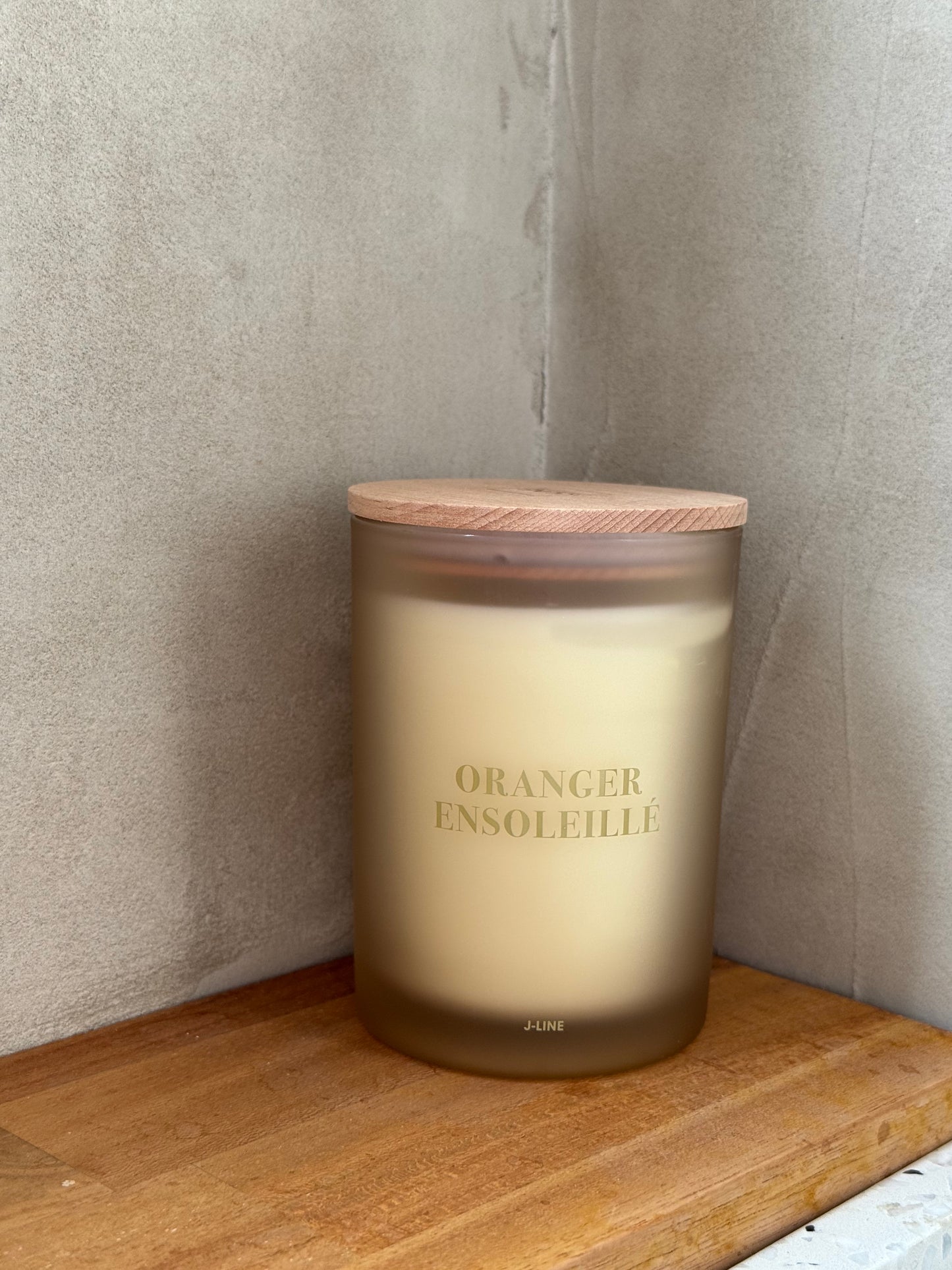Bougie oranger ensoleillé