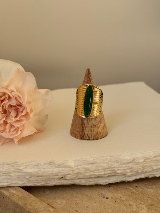 Bague verte, HELIA