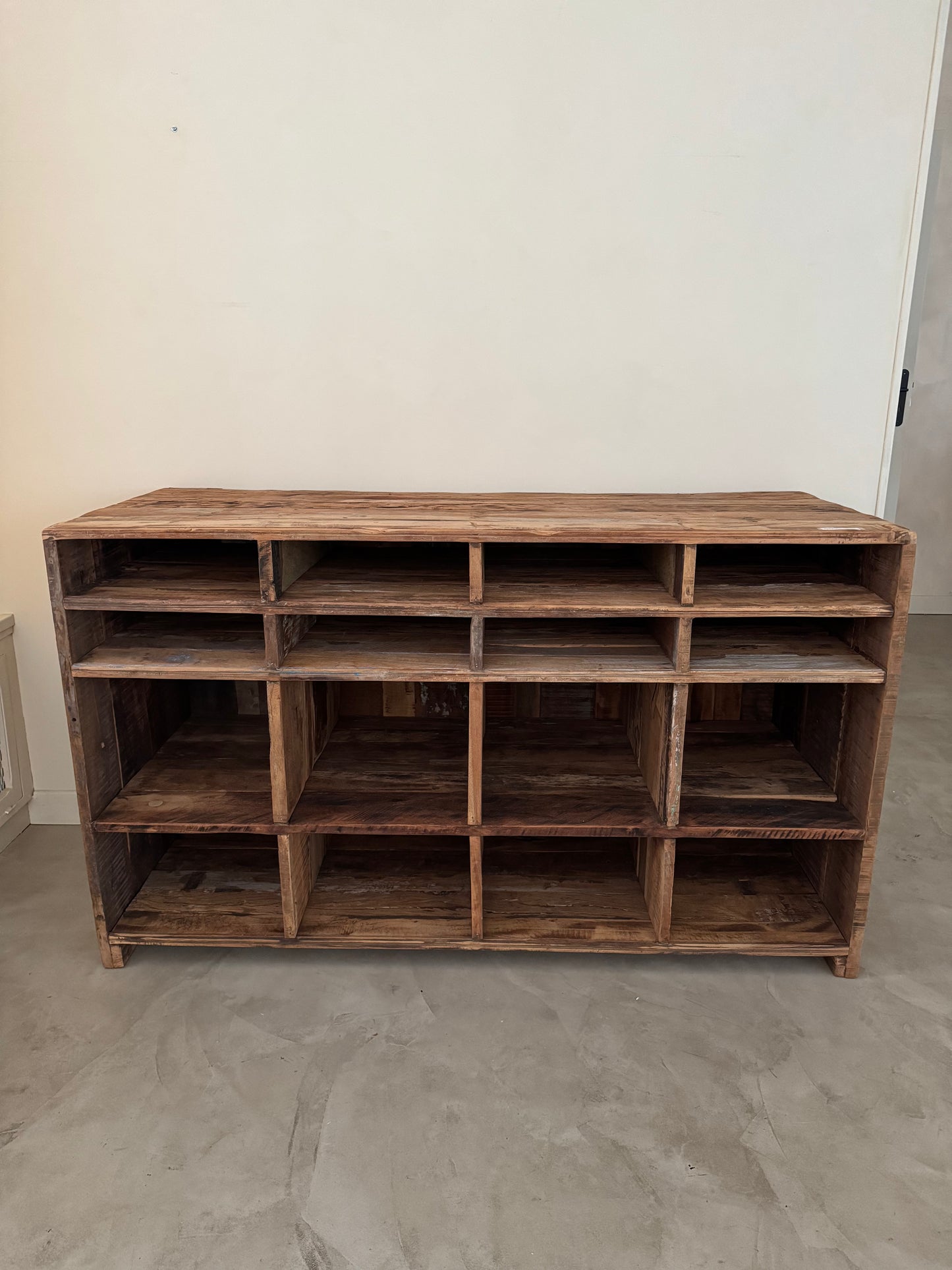 Buffet teck recyclé