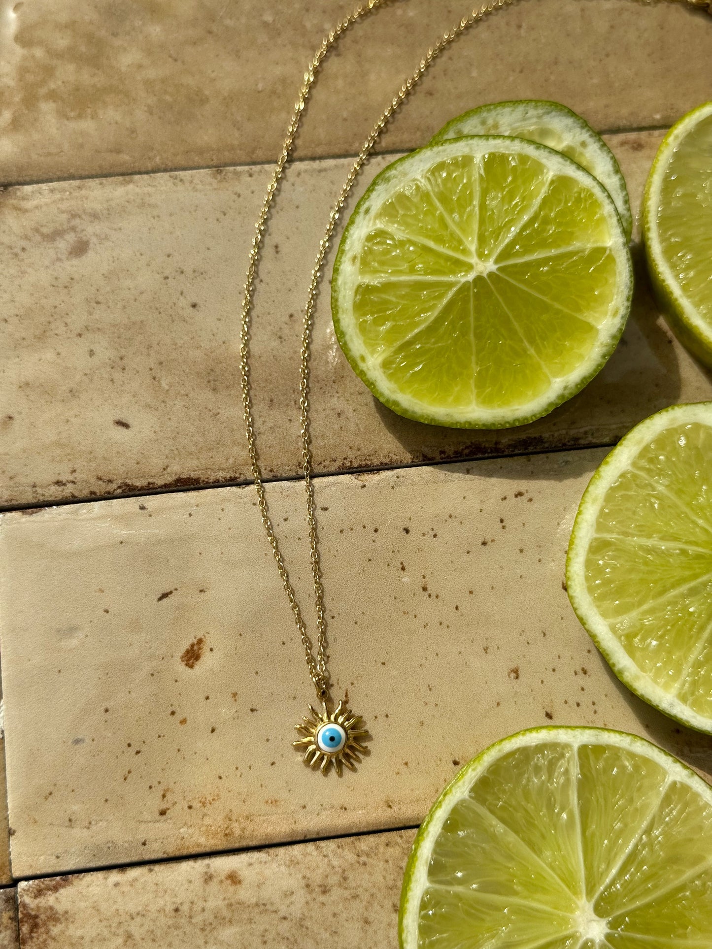 Collier - OIA