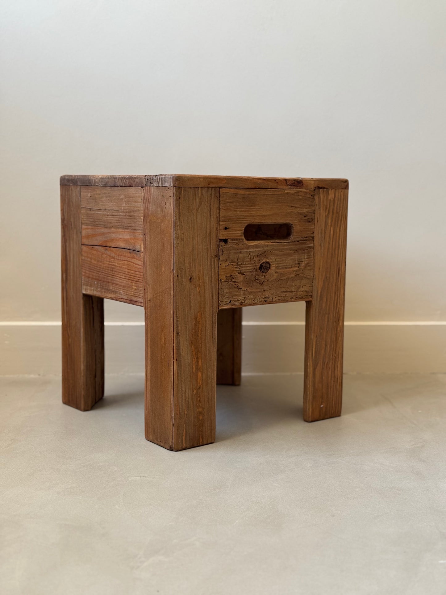 Tabouret bois, WILL