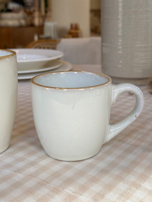 Tasse en grès blanc, ARTI