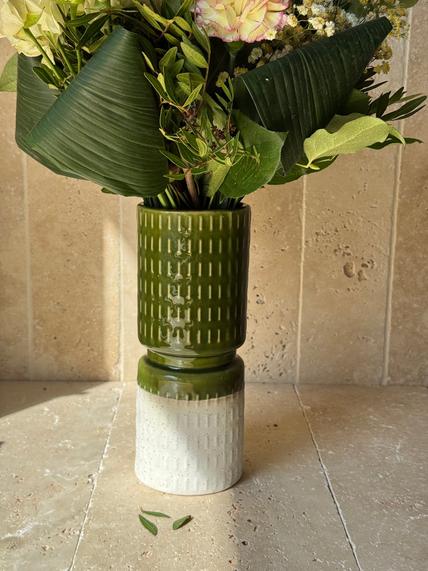 Vase porcelaine vert et blanc, CASA