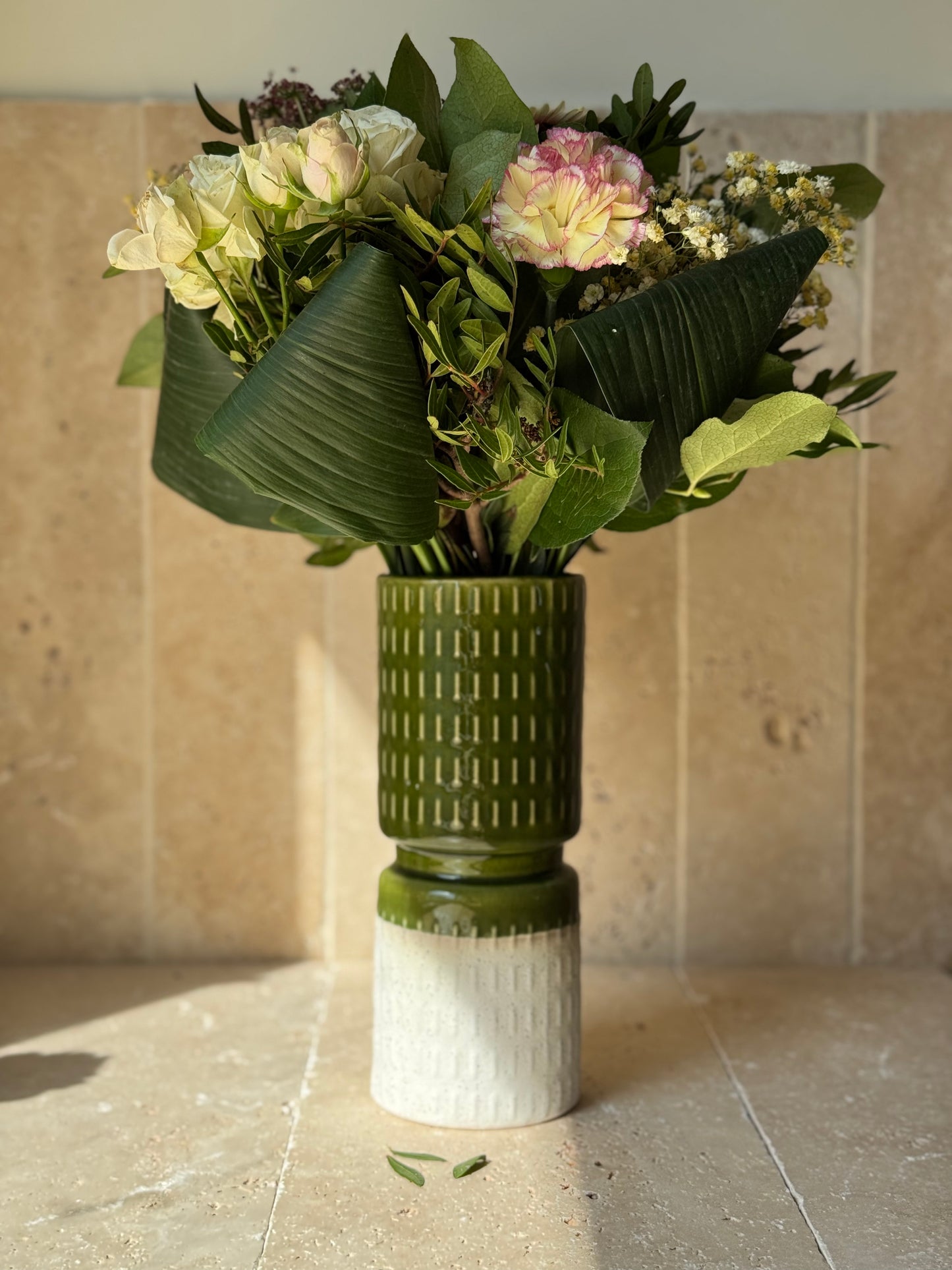 Vase porcelaine vert et blanc, CASA