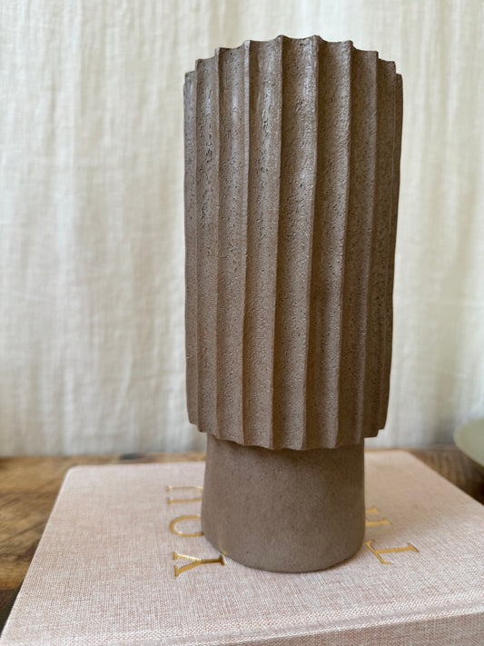Vase marron, POLI